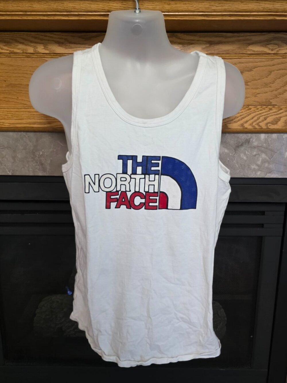 The North Face USA Flag Logo Tank Top Men’s Large White Patriotic Graphic Sleeve